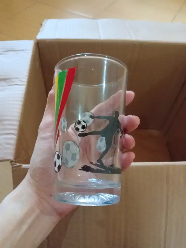 Gelas kaca kualitas super