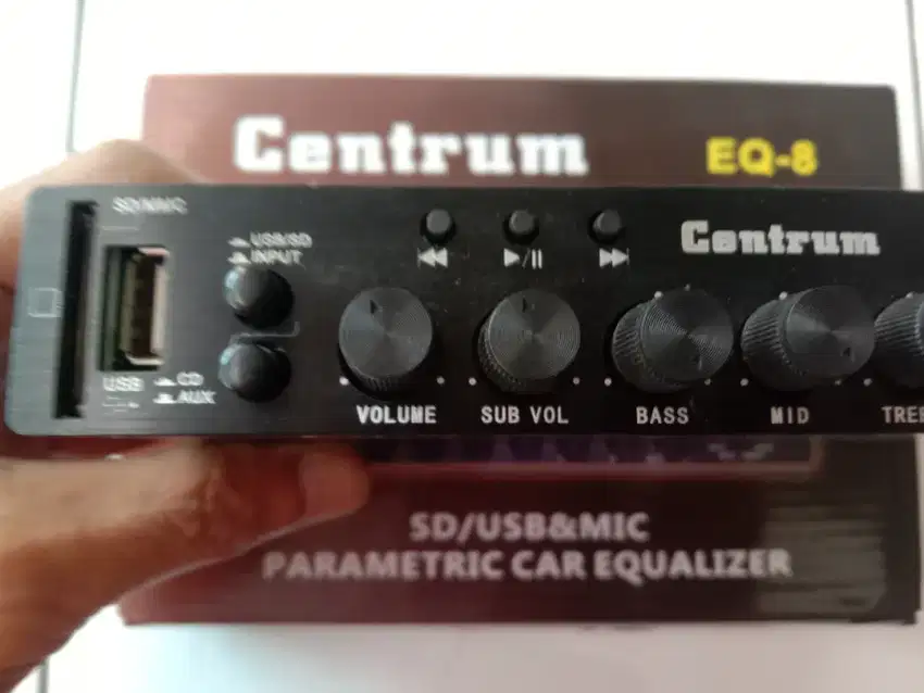 Parametric Car Equalizer Merk Centrum EQ-8