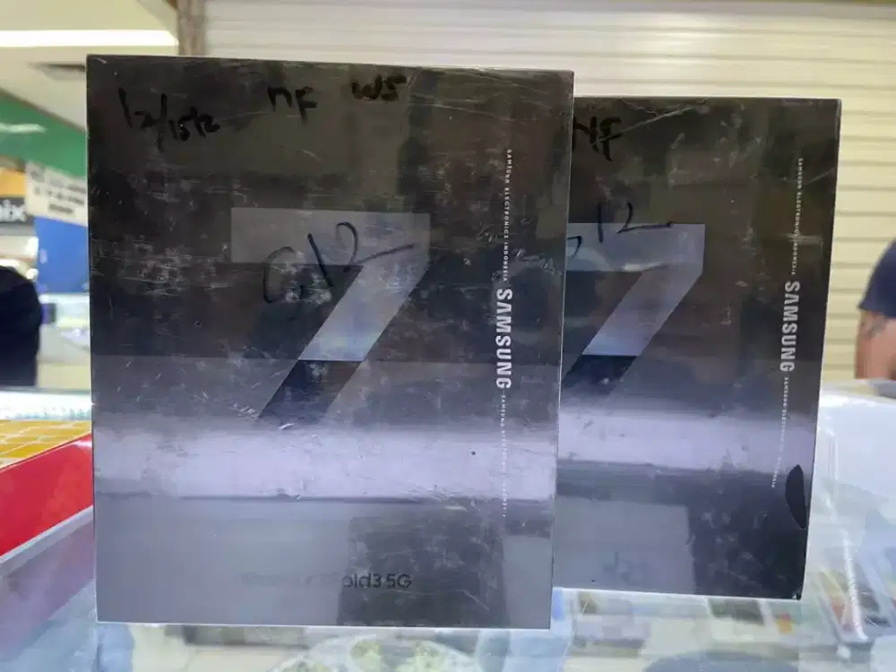 Beli samsung Z fold series 7 6 5 yang punya tolong info japri yuk cod