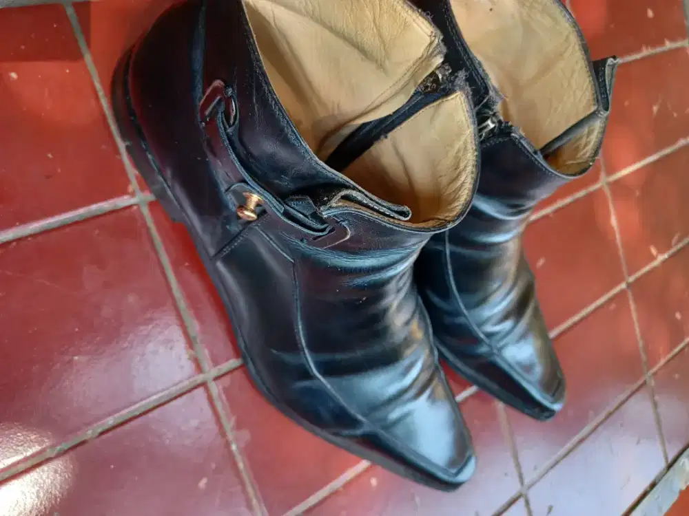 Sepatu Original nerk Cesare Paciotti