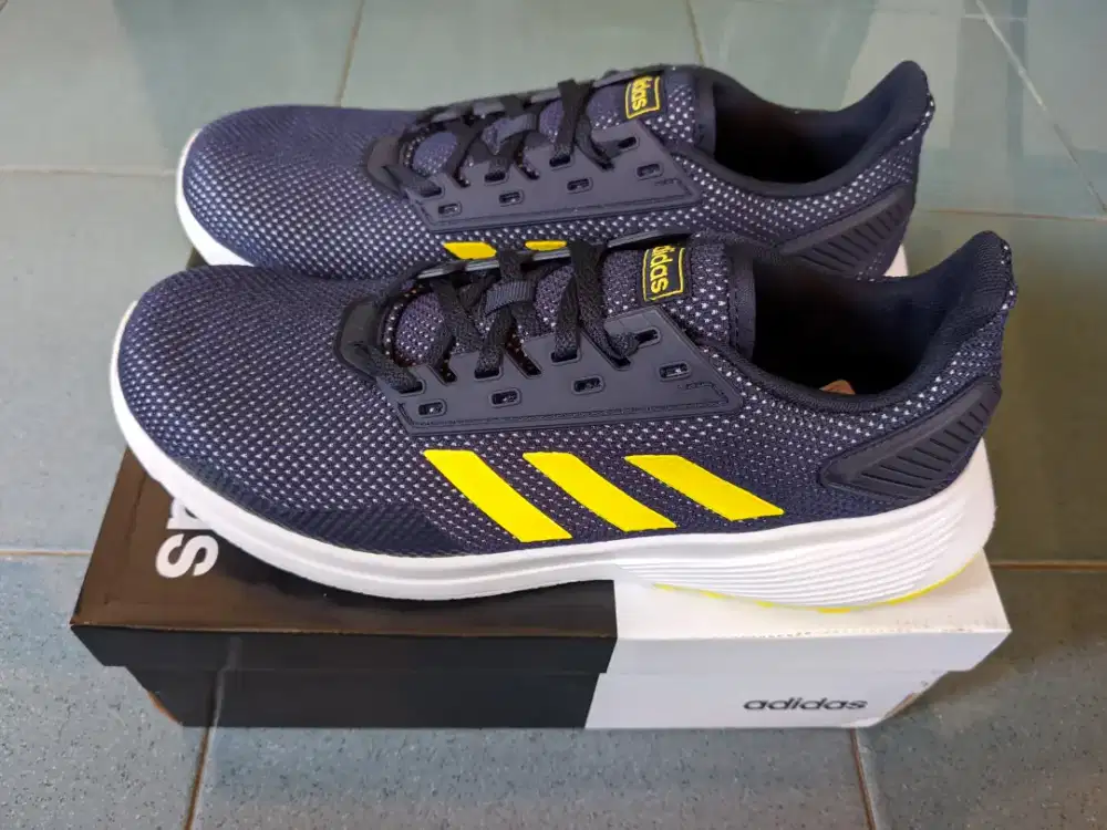 Sepatu Pria Adidas Running Duramo 9 Biru EG3007 Ukuran 10,5 Original