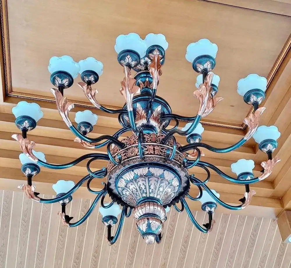 Lampu hias masjid nabawi