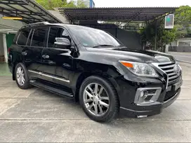 Lexus LX570 2013 Istimewa