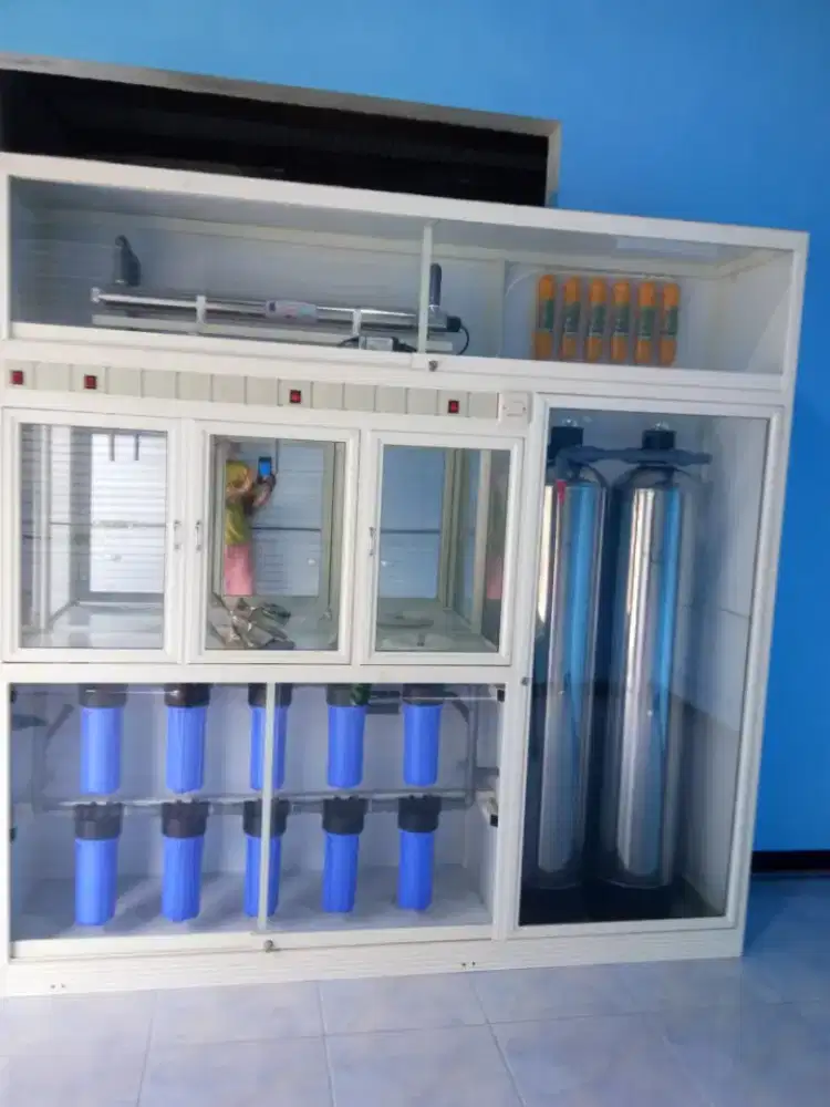 Depo air isi ulang galon bio energi