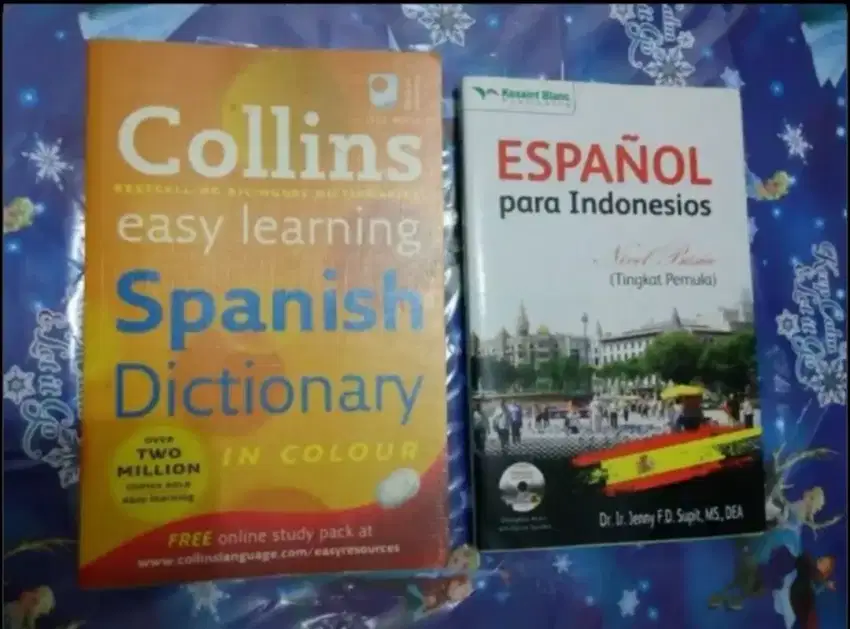 Kamus Spanish & book