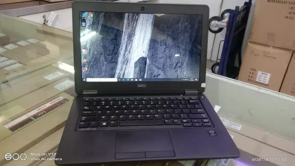 Laptop dell latitude E7250 core i7 5600 2,6ghz ok gan
