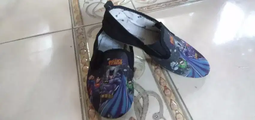 Sepatu Slip On Anak Justice League DC Comics. ORIGINAL. Size 34