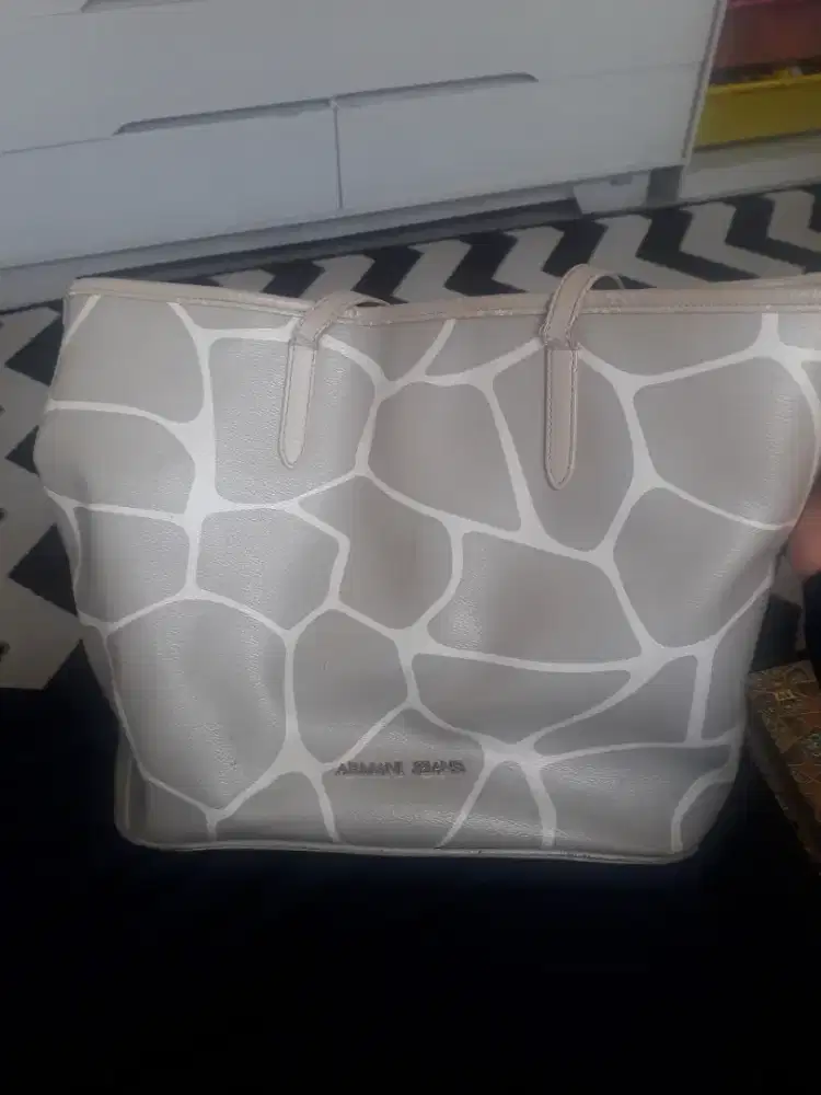 Tas Merk Armani Jeans