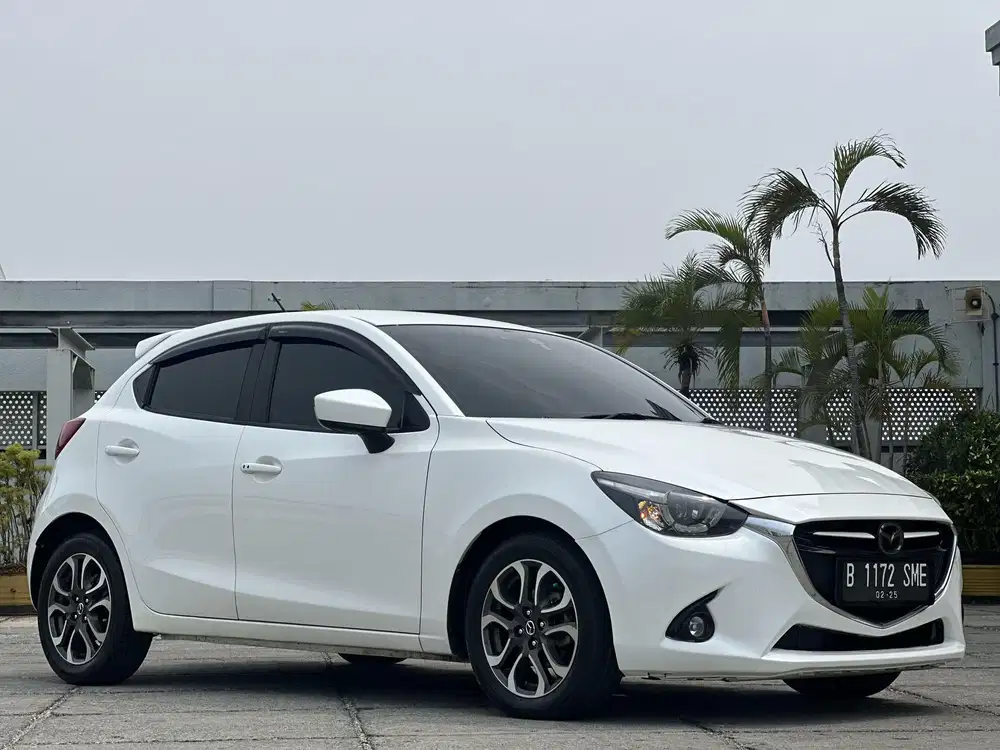 Mazda2 Putih - Mobil Murah Dengan Harga Terbaik - OLX.co.id