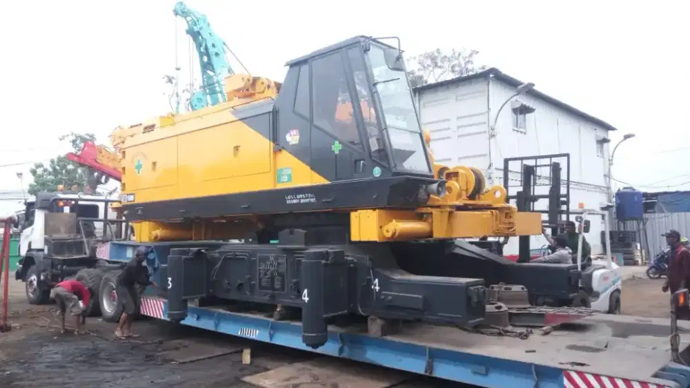 JUAL CRAWLER CRANE 150 TON SUMITOMO LS248RH-5