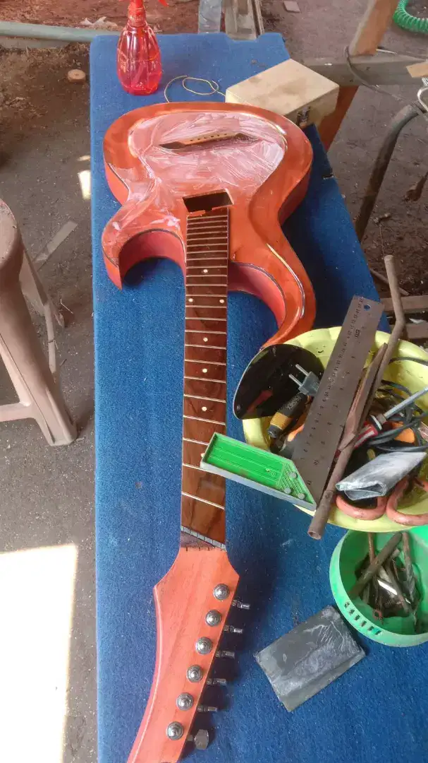 Gitar cajanna keren