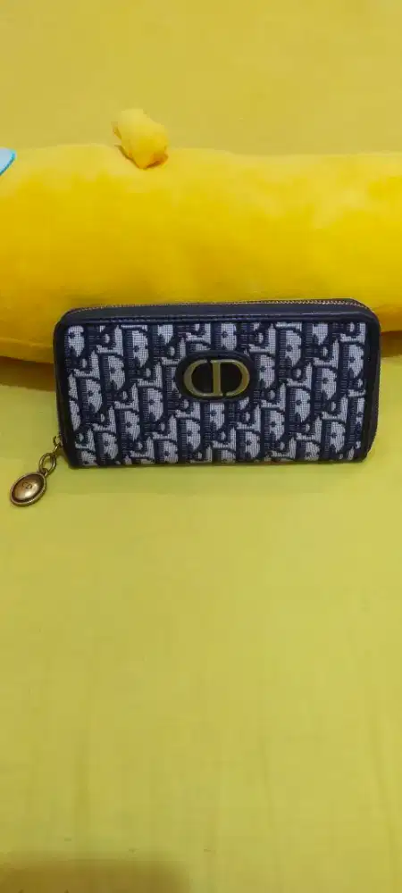 Dompet wanita DIOR cantik