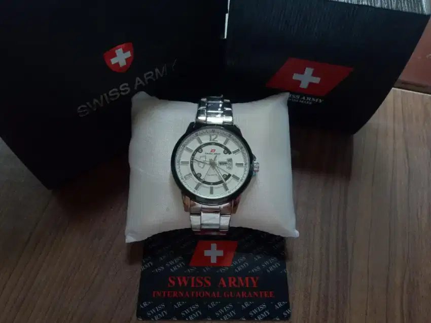Dijual jam SWISS ARMY swatch original