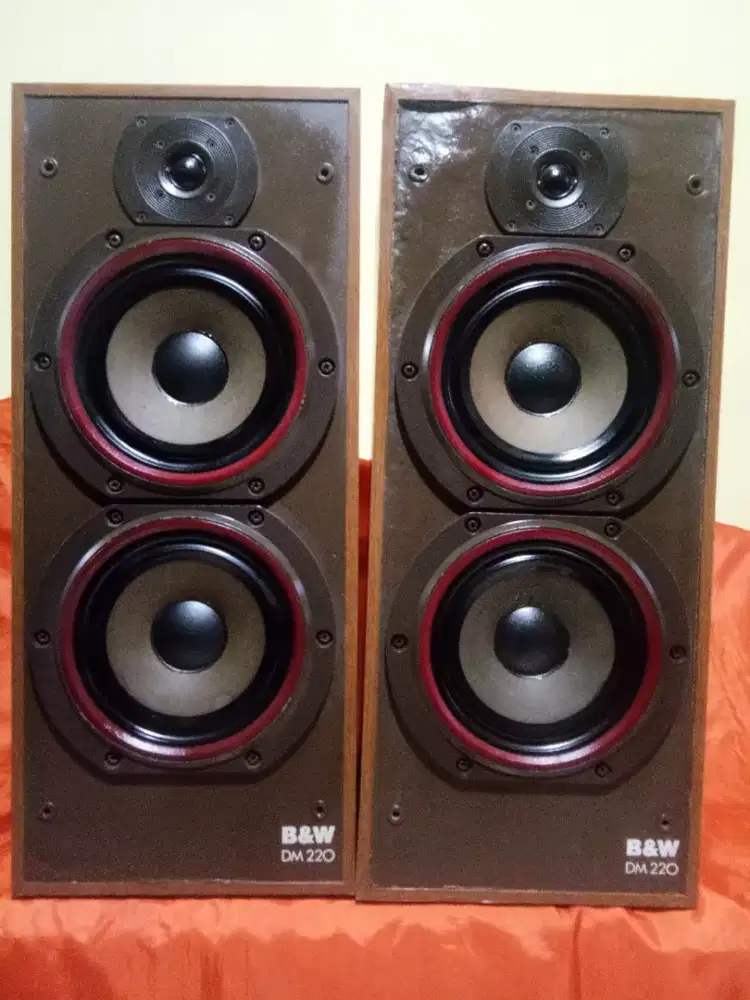 B&w 220 hot sale speakers