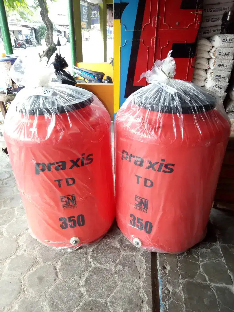 Tandon air/toren air/tangki air SNI Praxis TD 350 L warna orange