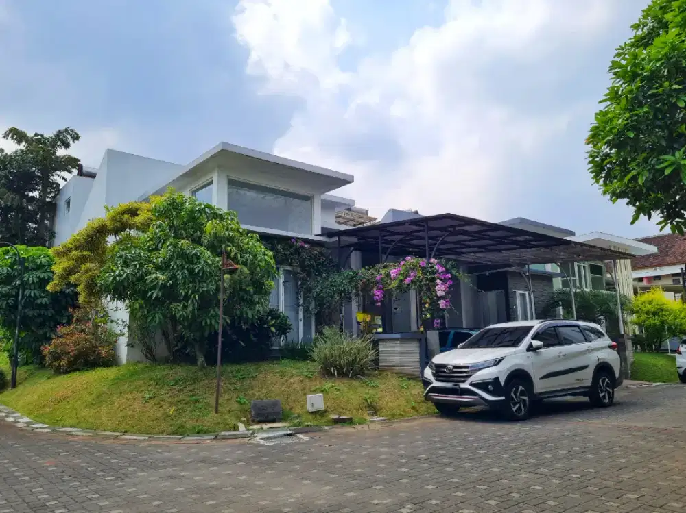 Rumah Hooq Siap Huni Kawasan Elite Perumahan Ijen Nirwana Malang.