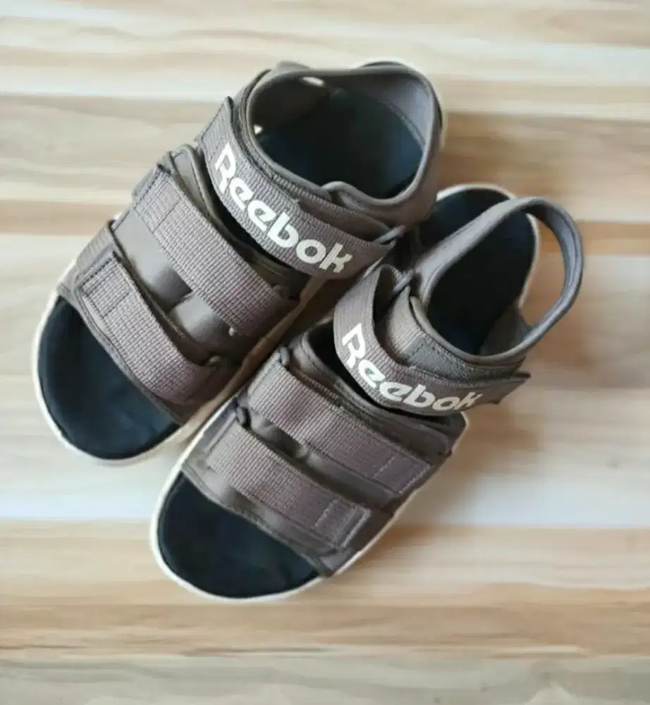 Reebok royal sandal sale