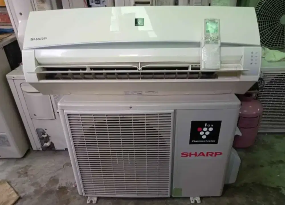 Jual beli AC bekas dan baru perawatan dan pemasangan Watsap aja ya