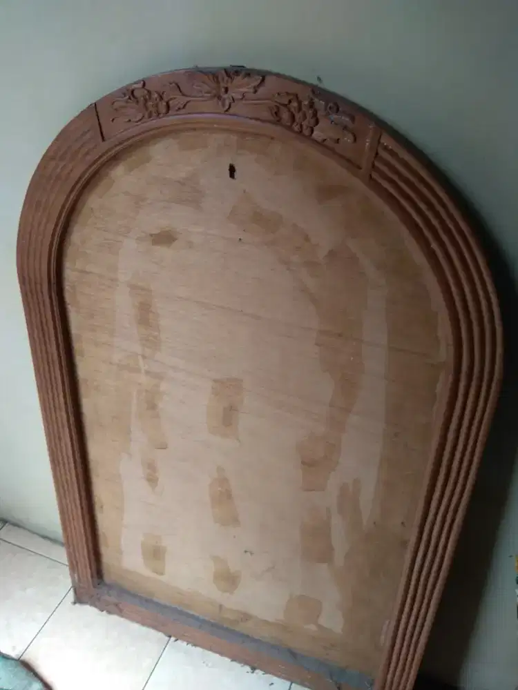 Cermin jati tanpa kaca