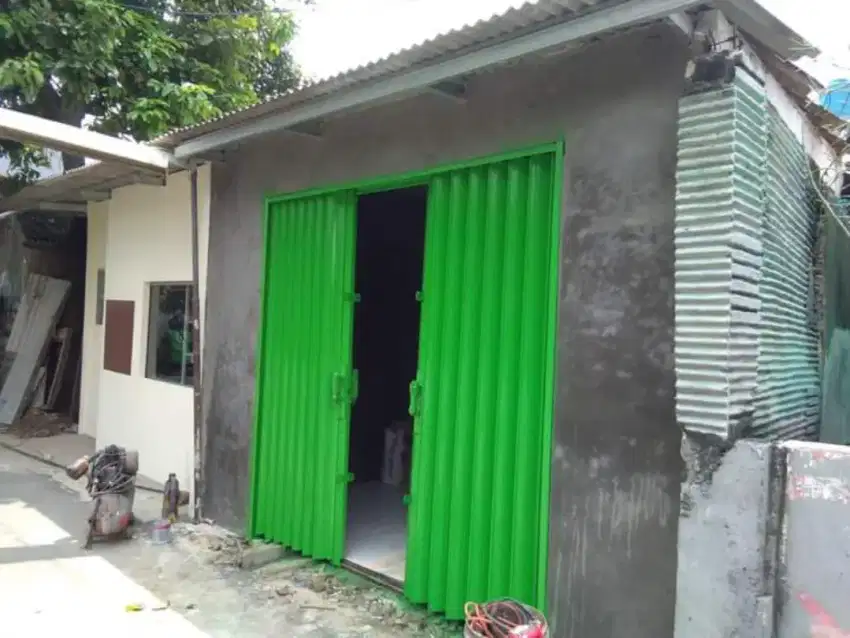 PINTU WARUNG FOLLDING GATE DAN ROLLING DOOR