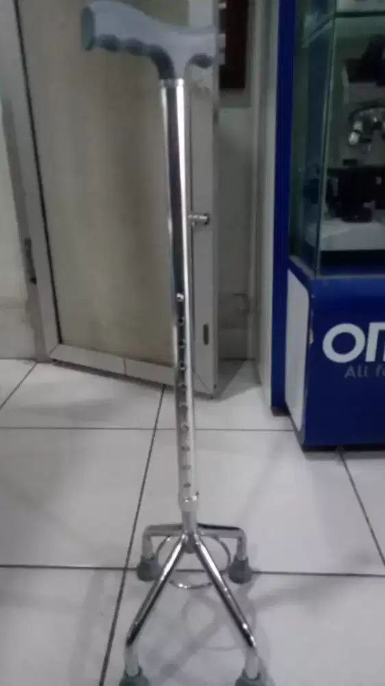 TONGKAT STAINLESS 4 KAKI RINGAN DAN KUAT