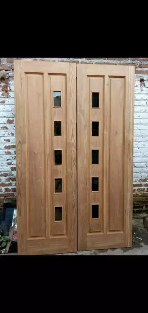 Pintu dan kusen