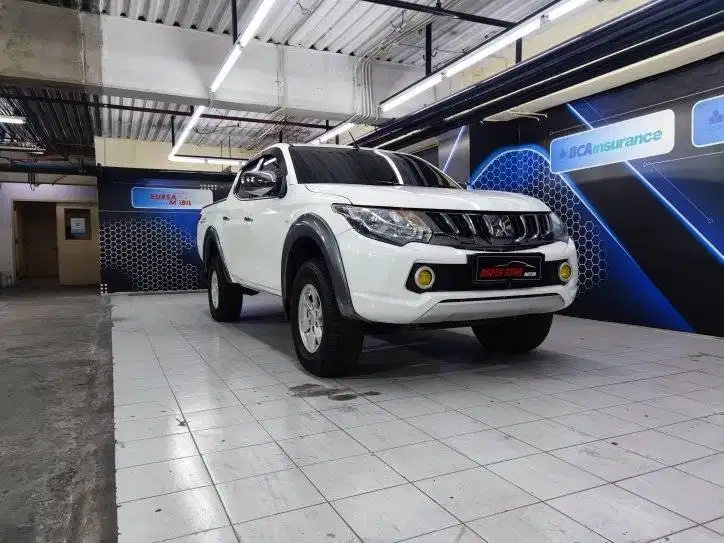 Mitsubishi Strada Triton GLS double cabin 2.5 Diesel Manual 2018/2019