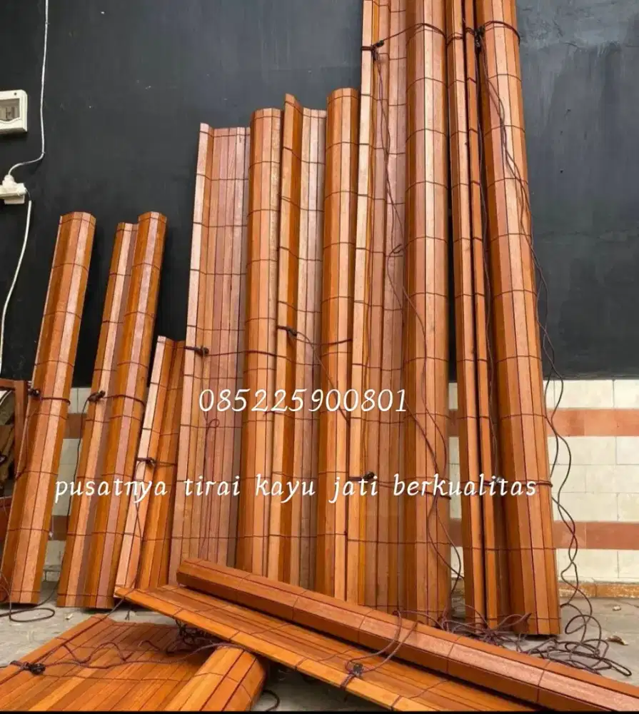 Pusat pengrajin tirai kayu jati