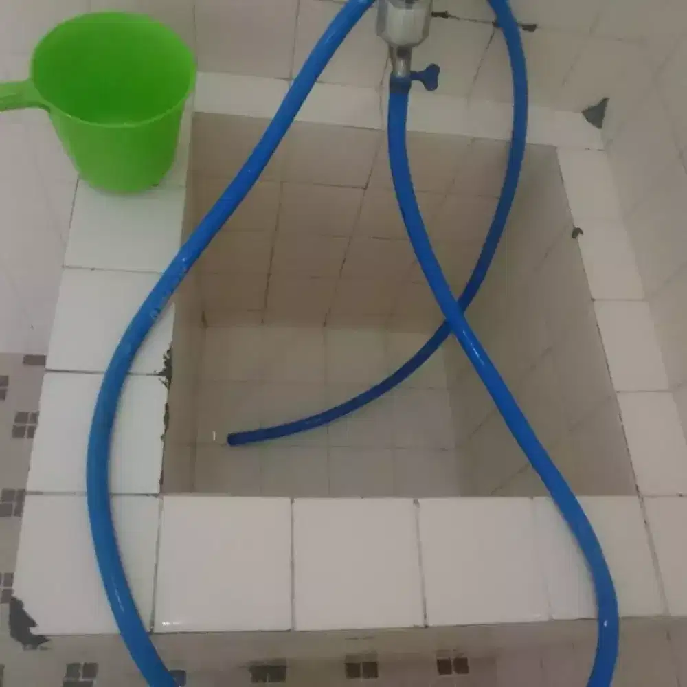 Solusi Bersihin Kamar Mandi