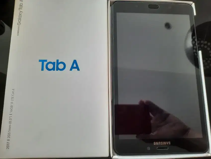Galaxy tab A 2017, layar 8, 2Gb/ 16 Gb