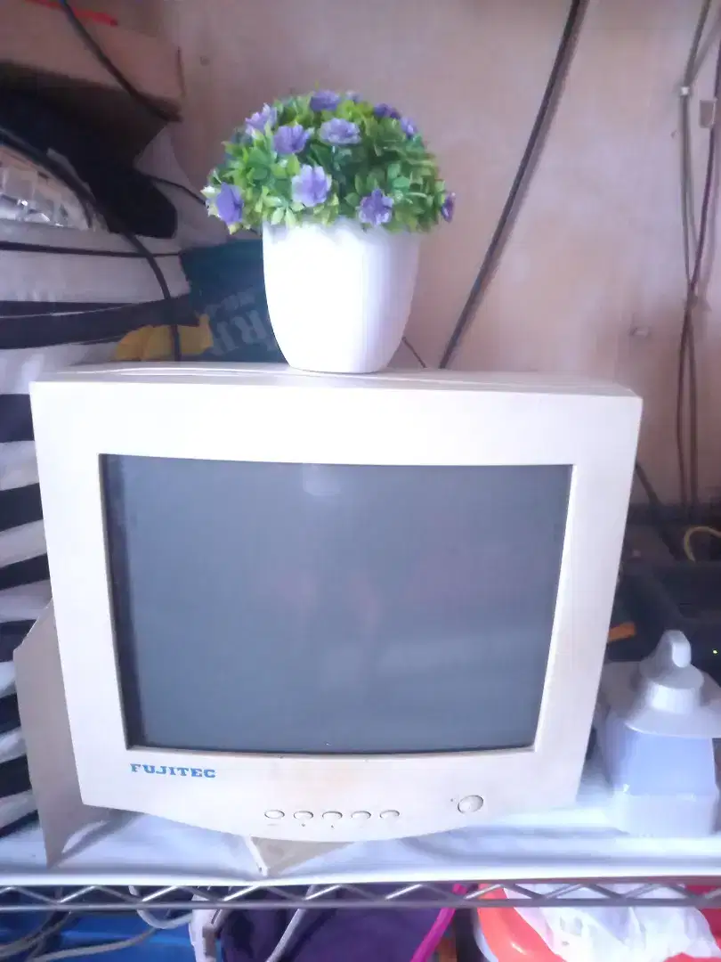 Dijual Monitor Fujitec kondisi mati