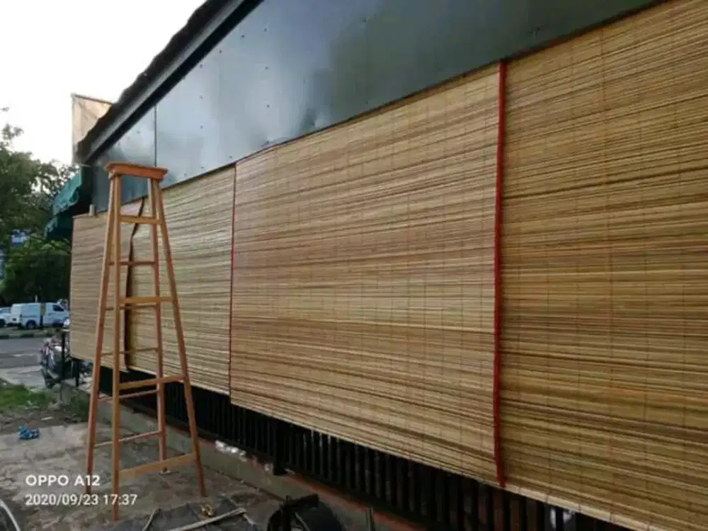 tirai guuna untuk panas/hujan