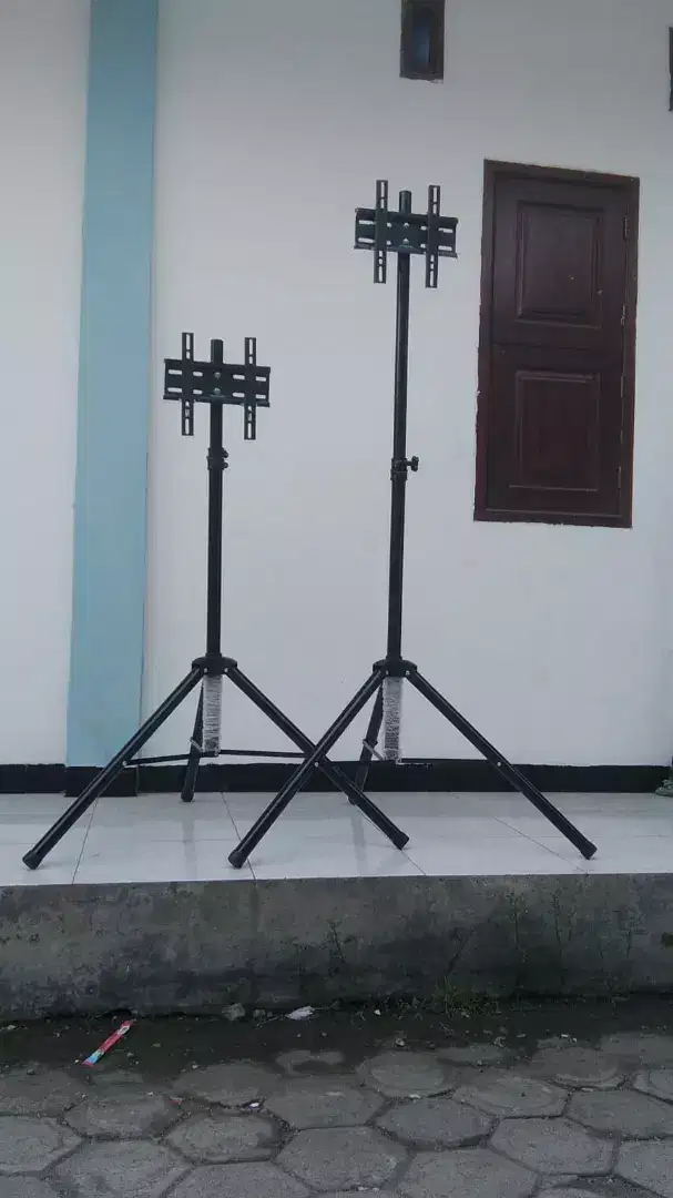 Standing TV Tripod full besi 19- 43