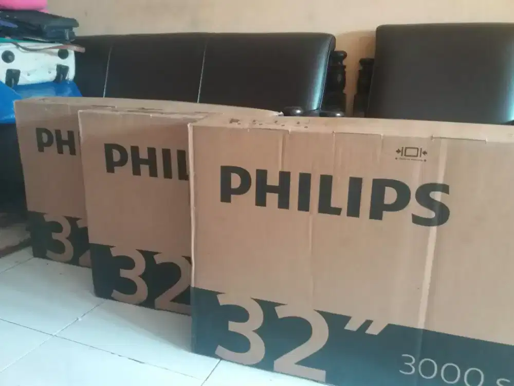 NEW Philips LED 32 in 3000 oni