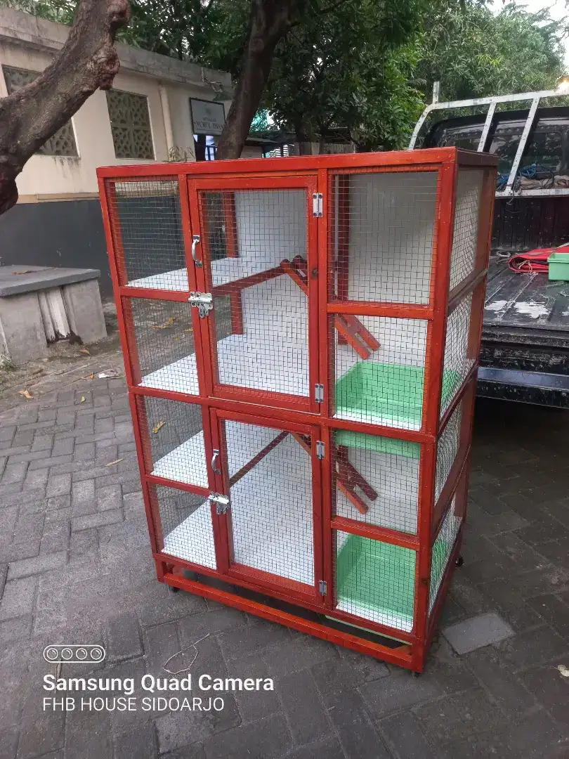 Kandang kucing kayu 2 kamar