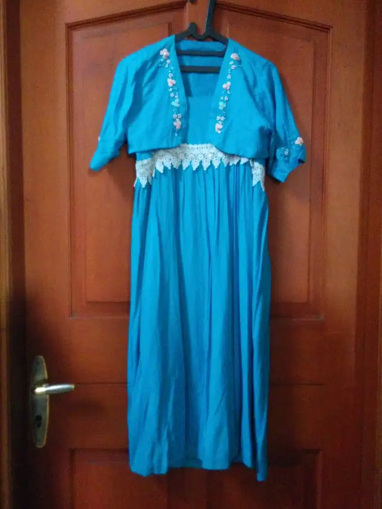Gaun Elegan Blue & Sulam