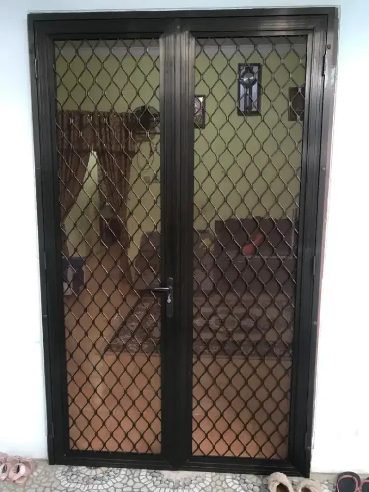 Pintu kawat nyamuk Doubel