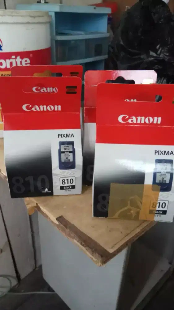 Menampung dan membeli tinta cartridge