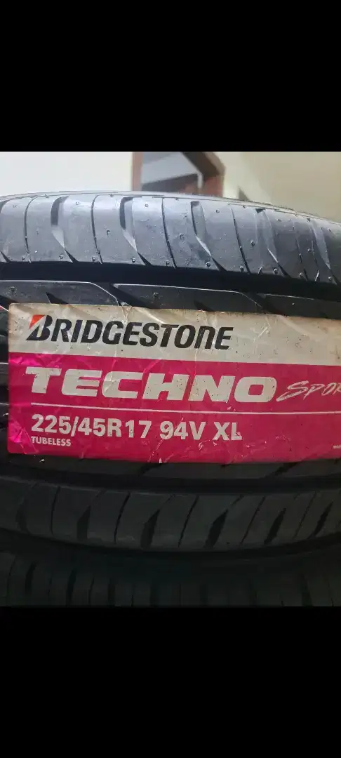 Ban 1bj bregestone techno sport uk.225.45.R17