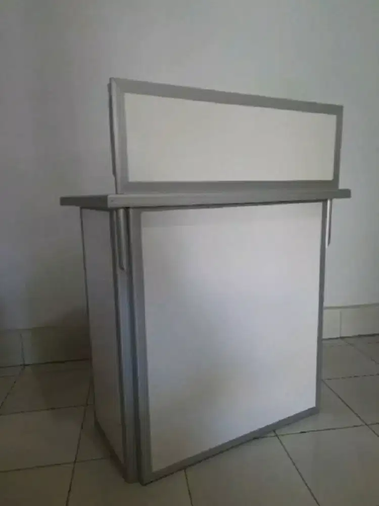 Booth Lipat Portable 80x50cm