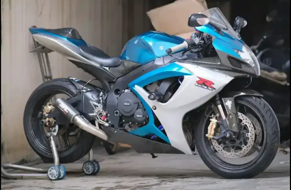SUZUKI GSXR 750 FP [ SUPER RARE ]