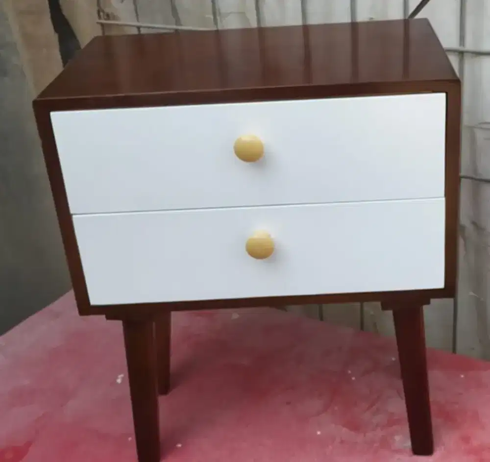 MEJA LACI/MEJA NAKAS/MEJA SUDUT KASUR KAYU JATI BELANDA