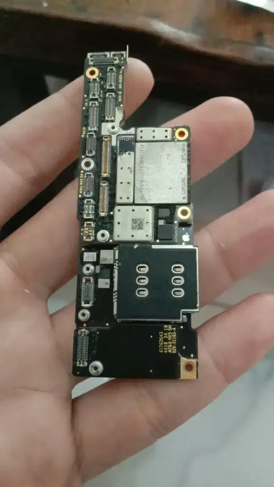 MENERIMA SERVICE APPLE DAN ANDROID IPHONE,IPAD,IWATCH PANGGILAN