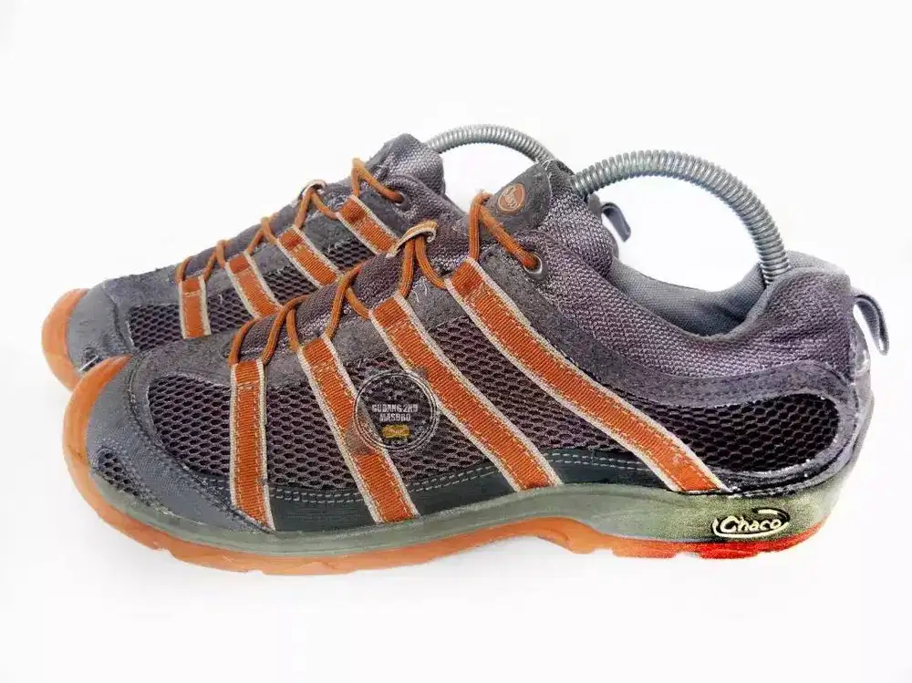 Sepatu gunung CHACO REDROCK hiking outdoor