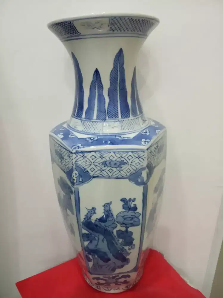 Guci keramik lukis cina segi T. 50cm