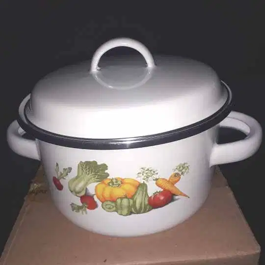 Panci serba guna Sauce Pot Enamel dengan Tutup 16 cm