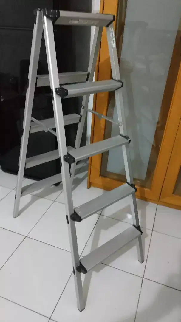 Tangga lipat almunium, 5 step kokoh, tebal mantap
