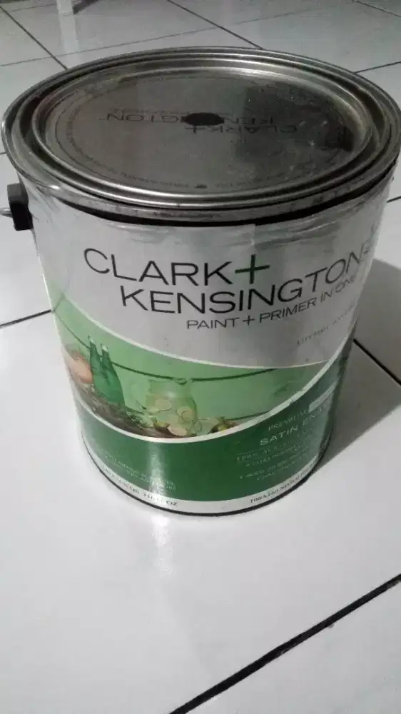 Cat Tembok Hitam Xclusif