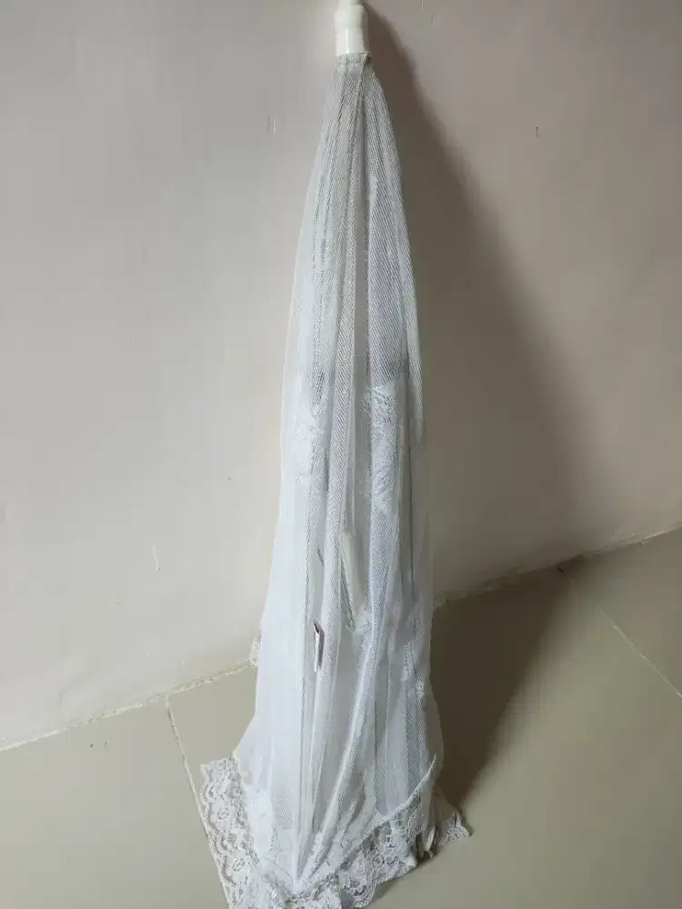 Kojong bayi, warna putih