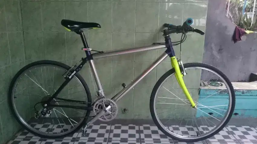 Fulbike miyata elevation 3000 secend milik pribadi